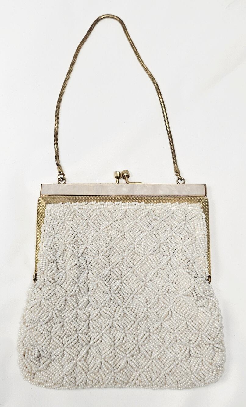 Vtg Walborg Micro Beaded Evening Bag w/Kiss Lock, Mother Of Pearl Trim HongKong